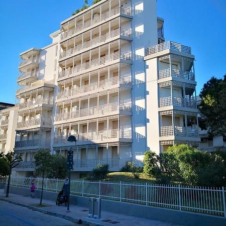 Вилла Lungomare Sabbiadoro Линьяно-Саббьядоро Экстерьер фото